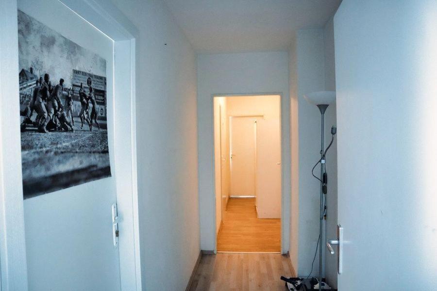 C Private Room In City Center In Братислава Экстерьер фото